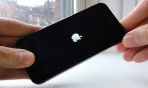 How To Reboot A Frozen Or Hung Iphone 6 Plus 6 5s 5c 5 4s 4 Iphone Ipad Hacks Iphone Hacks