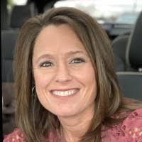 Bev Tucker's Instagram, Twitter & Facebook