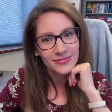 Holy mother of goblins! She got Uno-reversed by Amazon 🤣