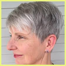 Thicker hair dependably looks pleasant in a stretched haircut. Short Haircuts For Women Over 50 With Fine Hair 411260 90 Classy And Simple Short Hairstyles For Women Over 50 Tutorials