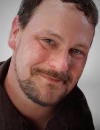 Brad Tipton's Instagram, Twitter & Facebook