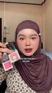 Rekomendasi Blush On Artisan Pro Venus dan Madeleine