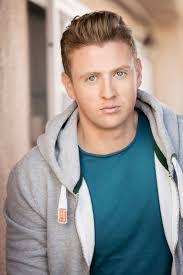 Frances Maxwell's Instagram, Twitter & Facebook