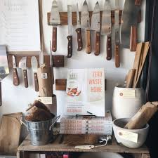 Zero Waste Home Is The Blog Turned Bestselling Book With The Ultimate Guide To Sustainable Living Bea Johnson Has Laid O Zero Waste Waste Sustainable Living