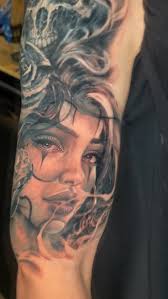 Added something new to an OLD TATTOO, that Chicano black and grey style  👊🏽 love doing this stuff 😎 #blackandgrey #bng #wip #blackandgreysleeve  #chicanoart #tattoo #denvertattooartist #denvertattooshop ...