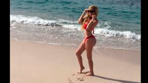 Laura bozzo tomó unas breves vacaciones en las playas de paracas en lima, perú, donde se sin pudor, laura colgó la instantánea en redes sociales donde por supuesto generó una ola de. Instagram Hija De Laura Bozzo Sorprende Con Fotos De Infarto