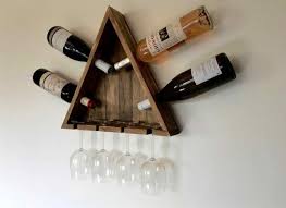 Etagere Murale Porte Bouteilles En Bois De Palette Recycle Etsy Porte Bouteille Palette Recyclee Support Essuie Tout