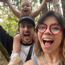 What members is the one man band looking for?