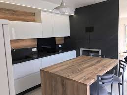 15 erreurs a eviter en deco pierre papier ciseaux. Cuisine Meubles Laques Blanc Et Ilot Bois