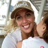 Carla Bolin's Instagram, Twitter & Facebook