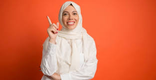 Tidak perlu pusing memikirkan padanan hijab karena kamu bisa bebas tabrak warna. 12 Fashion Style Untuk Orang Gemuk Yang Berhijab