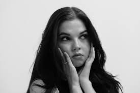 🖤🖤🖤 . . . #newmusic #photography #tellthetruth