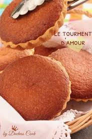 Reussissez Facilement Votre Tourment D Amour En Pas A Pas Gateau Antillais Dessert Antillais Cuisine Antillaise