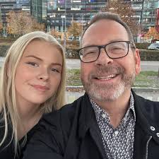 Bass player's vintage G&L L1000 bass