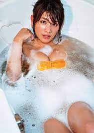 人気CanCamモデル久松郁実(19)10代最後に乳首見えそうな限界ビキニおっぱい露出w - エロチカ