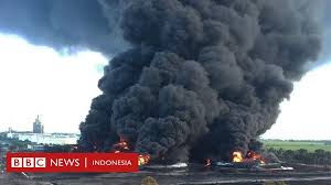 Aktiviti pi sepanjang tahun 2020. Pertamina Indramayu Kebakaran Tangki Penyimpan Bbm Di Balongan 20 Orang Luka Luka Dan Tiga Hilang Bbc News Indonesia