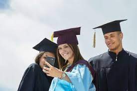 صور عبايات تخرج 2019 اجمل ارواب حفل التخرج graduation gown fashion gowns