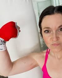 Kellie Frederick's Instagram, Twitter & Facebook