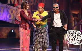 Shiro mlm 2018 minggu 12 akhir (bebas) tema 1 maharaja lawak mega final. Semi Final Pun Macam Final Juri Tak Menyesal Memilih Mereka Remy Ishak Gempak
