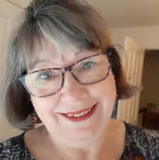 Bought a string of pearls a couple of years ago....not knowing a thing  about succulents....and drowned it within a couple of weeks!!!! I have been  acquiring succulents for about 6 months now....and