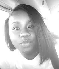 Annalee Morris's Instagram, Twitter & Facebook