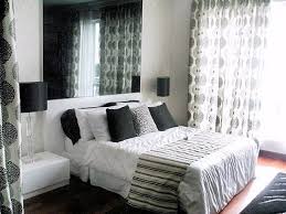 Maybe you would like to learn more about one of these? En Blanco Y Negro Y La Decoracion De La Habitacion Gris