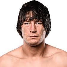 Bryce Henry's Instagram, Twitter & Facebook