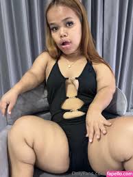 lillymidget Nude Leaks 9 Photos - Fapello