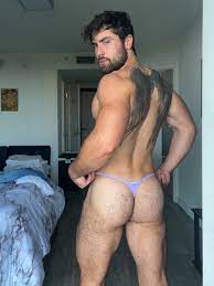 MODEL OF THE DAY: Ruggery Valdivia | Daily Squirt