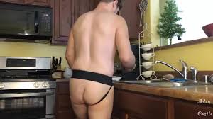 朝食ソーセージアナルオナニーファック