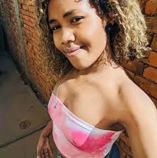 Amin'izao fahatsiarovana fitsingerenan'ny fahaleovantenanareo frantsay zao,  la France,dia arabaina ianao Andriamatoa filoha hajaina. Ity andro 14 jolay  ity dia natao fahatsiarovana ny fandresen'ny vahoaka frantsay t@ jadona  nataon'ny mpitondra tamin ...