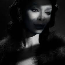 Vanessa Shaw updated her profile picture.