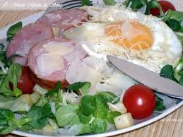 Salade Facon Franc Comtoise O Miam Miam De Soso Recettes De Cuisine Salade Recette Salade