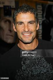 710 Cliff Simon Stock Photos, High-Res Pictures, and Images