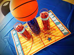 Their basketball themed cake designs are amazing. Pin De Emily Kauffman En Baby Showers By Chloe Cook Events