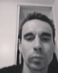 Petit concours pour @y_et_w @guizmolabanquise @oxydzbeats