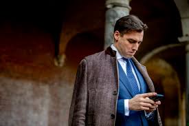 Thierry baudet (born 28 january 1983) is a dutch politician, jurist, historian, journalist, author, columnist, critic, and activist, who founded and leads the political party forum for democracy. Aovbe9cgkum9dm