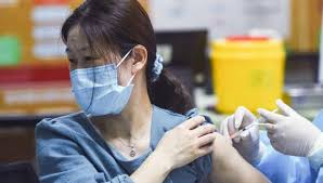 Los voluntarios que participaron en el experimento la toleraron y después generaron anticuerpos. Coronavirus China Planea Reforzar Sus Vacunas Contra El Covid 19 Con Una Dosis De Pfizer Segun Medios Mundo El Comercio Peru