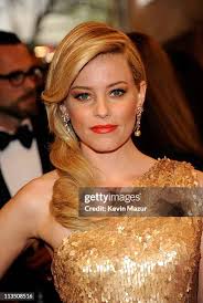 404 foto e immagini ad alta risoluzione di Elizabeth Mcqueen