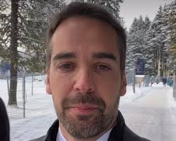 Eduardo Leite projeta como presidente nacional, “reposicionar o PSDB”