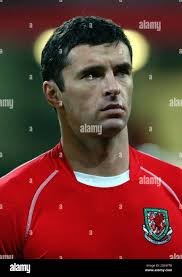 Football gary speed hi-res stock photography and images