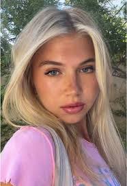 Victoria Loya's Instagram, Twitter & Facebook