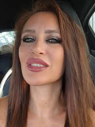 🎁Ok, vi porto con me in un unboxing che in realtà... è iniziato da un po'  😄 Questo pacco da MiiN Cosmetics è con me da qualche settimana e alcuni  prodotti li