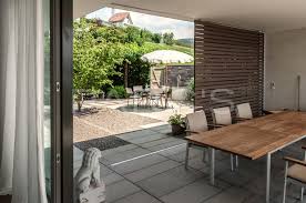 Sichtschutz Im Garten Essbereich Mit Schiebewand Haus Deko Gartengestaltung Gartensitzplatz