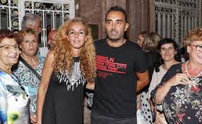 Rocío Carrasco y Fidel Albiac estrenan en Granada, ajenos (o no) a la polémica