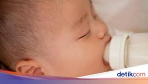 Смотреть видео онлайн ngentot sang ibu | ngentot | ngewe | memek | susunya gede | susu gede | toket gede | video ngentot. Ngedot Kelamaan Bisa Bisa Anak Bakal Pakai Behel Saat Besar Nanti