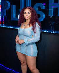 Renni Rucci Biography, Age, Real Name, Baby Daddy, Height, Surgery, Kids,  Wikipedia, Net Worth