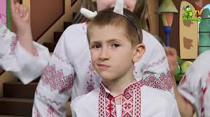 Nu trecu multă vreme, şi numai ce bătu cineva la uşă, strigând: Casuta Cu Povesti Capra Cu 7 Iezi Youtube