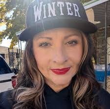 Life in rural Kentucky before the 1960s was isolated, with limited access  to the outside world through radio and scarce resources like batteries