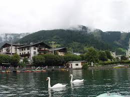 معلومات عن zell am see زيل ام سي او زيلامسي قرية صغيرة مشهورة جدا في النمسا وتحديدا بالقرب من المانيا حيث تبعد 167. Ø¬Ù…Ø§Ù„ Ø§Ù„Ø±ÙŠÙ Ø§Ù„Ù†Ù…Ø³Ù€Ø§ÙˆÙŠ Ø±Ø­Ù„Ø© ÙÙŠ Ø±ÙŠÙ Ø§Ù„Ù†Ù…Ø³Ø§ Ø§Ù„Ø³ÙŠØ§Ø­Ø© ÙÙŠ Ø§Ù„Ù†Ù…Ø³Ø§ ØµÙˆØ± Ù…Ù† Ø±ÙŠÙÙ€ Ø§Ù„Ù†Ù…Ø³Ø§ Fxfamily